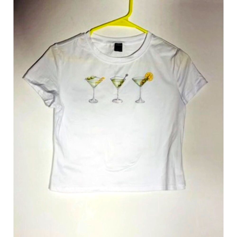 SHEIN White Martini Glass Graphic Crop Top Tee Short Sleeve Women’s Size M